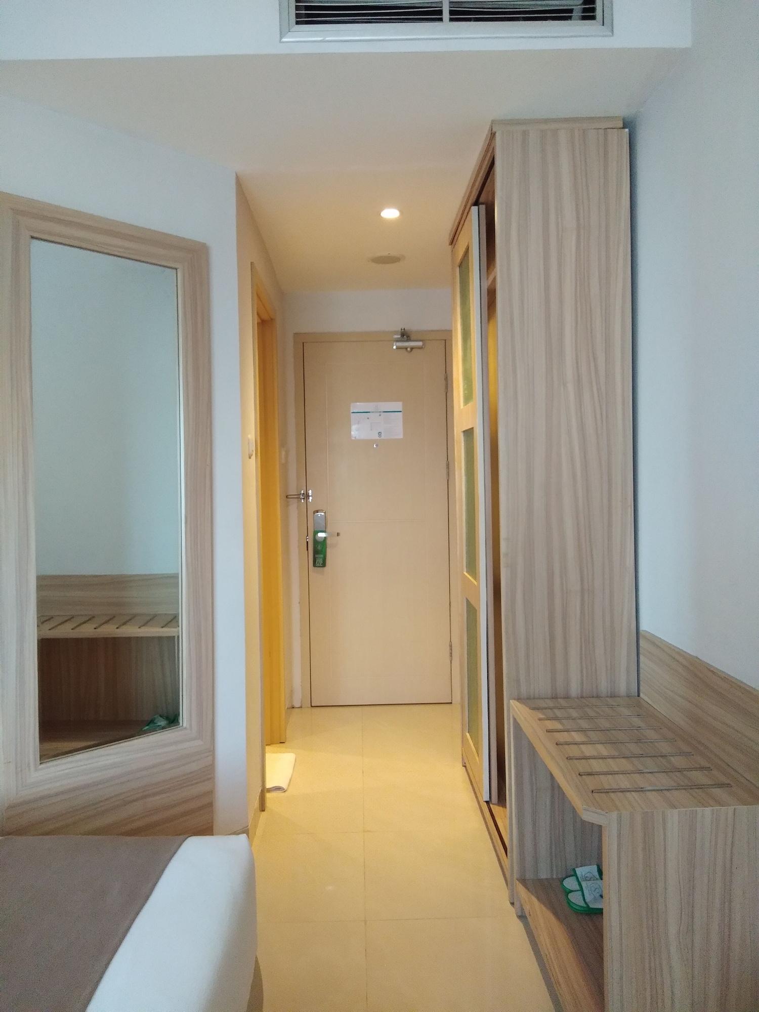 Lorin Syariah Solo Hotel Kültér fotó