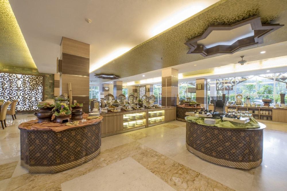 Lorin Syariah Solo Hotel Kültér fotó