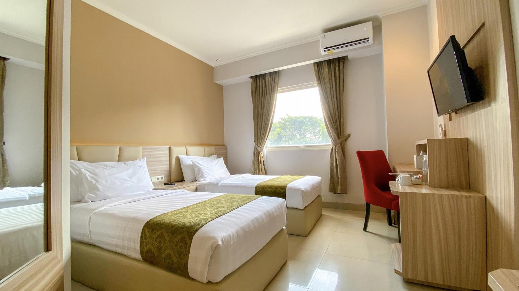 Lorin Syariah Solo Hotel Kültér fotó