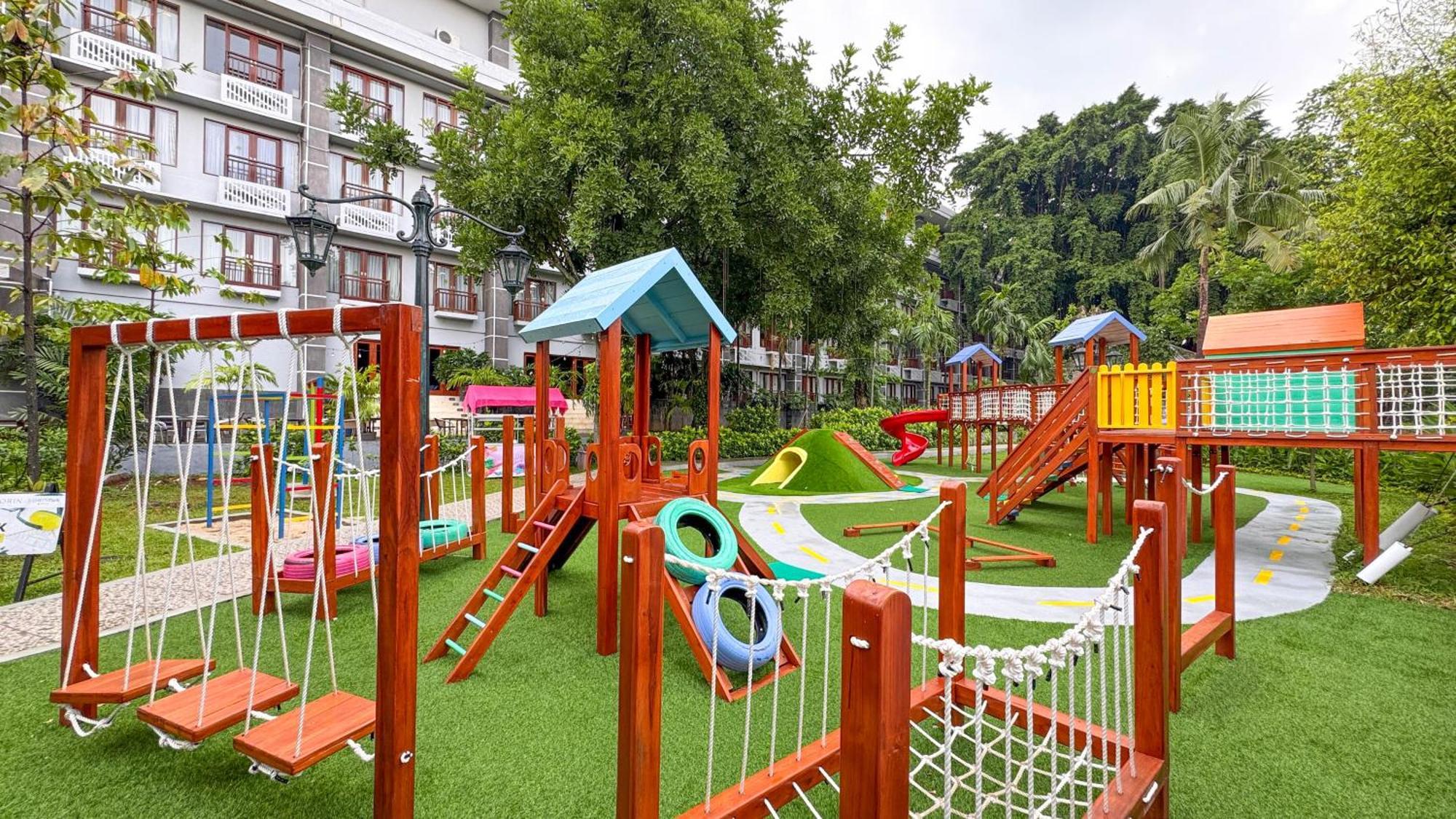 Lorin Syariah Solo Hotel Kültér fotó