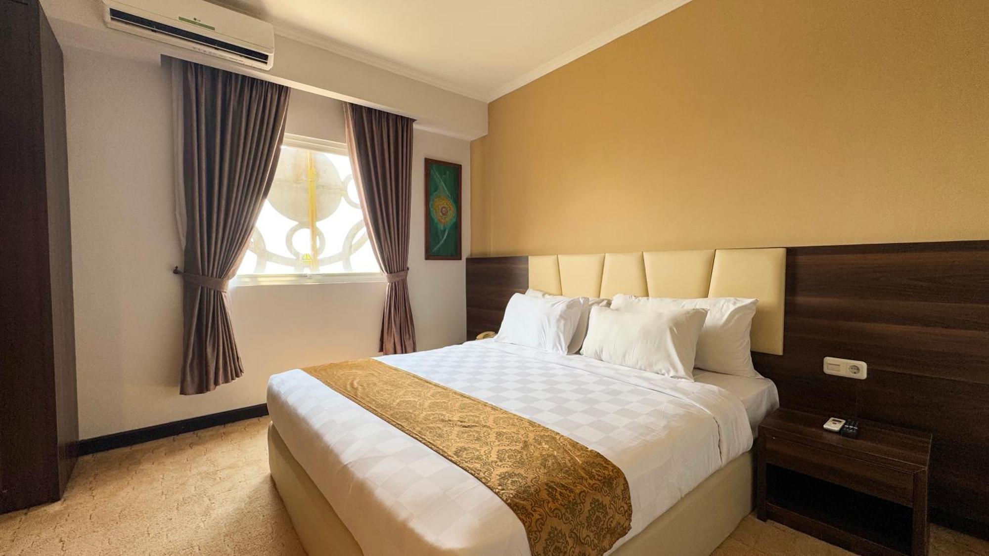 Lorin Syariah Solo Hotel Kültér fotó