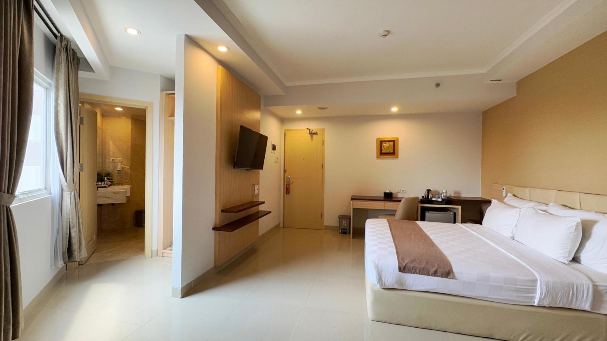 Lorin Syariah Solo Hotel Kültér fotó