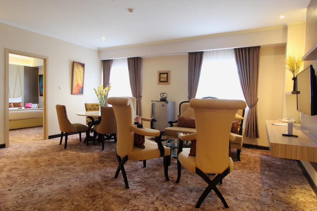 Lorin Syariah Solo Hotel Kültér fotó