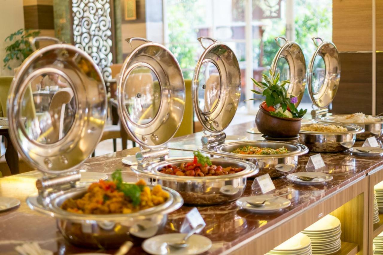 Lorin Syariah Solo Hotel Kültér fotó