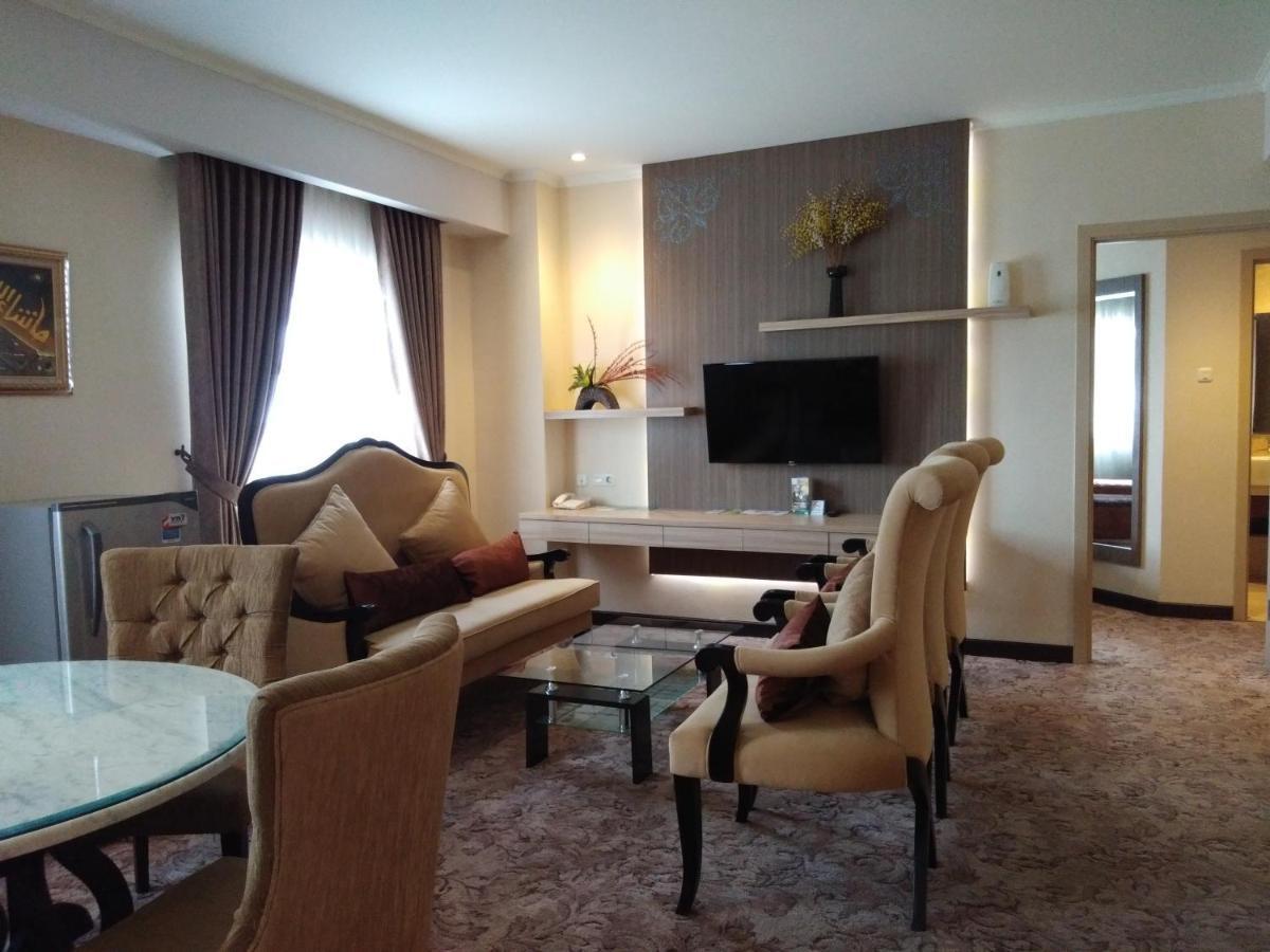 Lorin Syariah Solo Hotel Kültér fotó